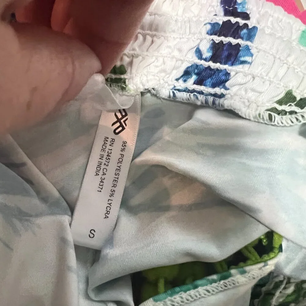 PilyQ Girls Swim Shorts Cover Up Size Small Pom Poms Tropical